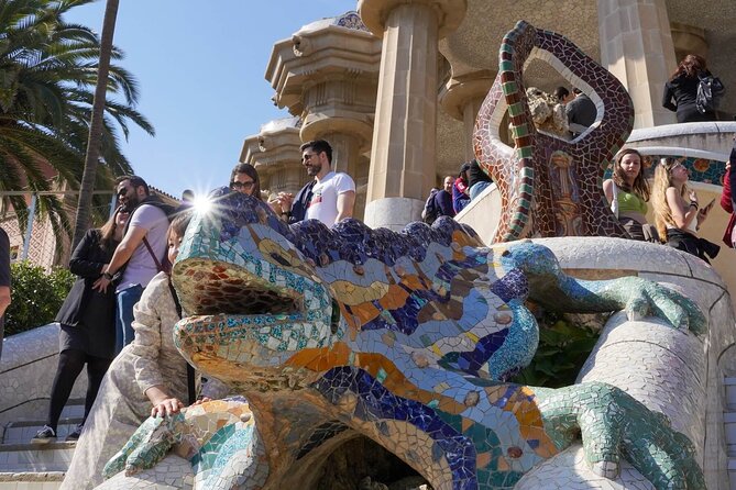 Sagrada Familia & Park Guell Guided Tour with Skip The Line - Who will enjoy this active four-and-a-half-hour tour?