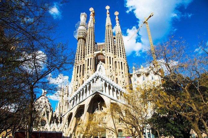 Sagrada Familia Private Guided Tour with Skip the Line Tickets - Is $284.20 per person fair?