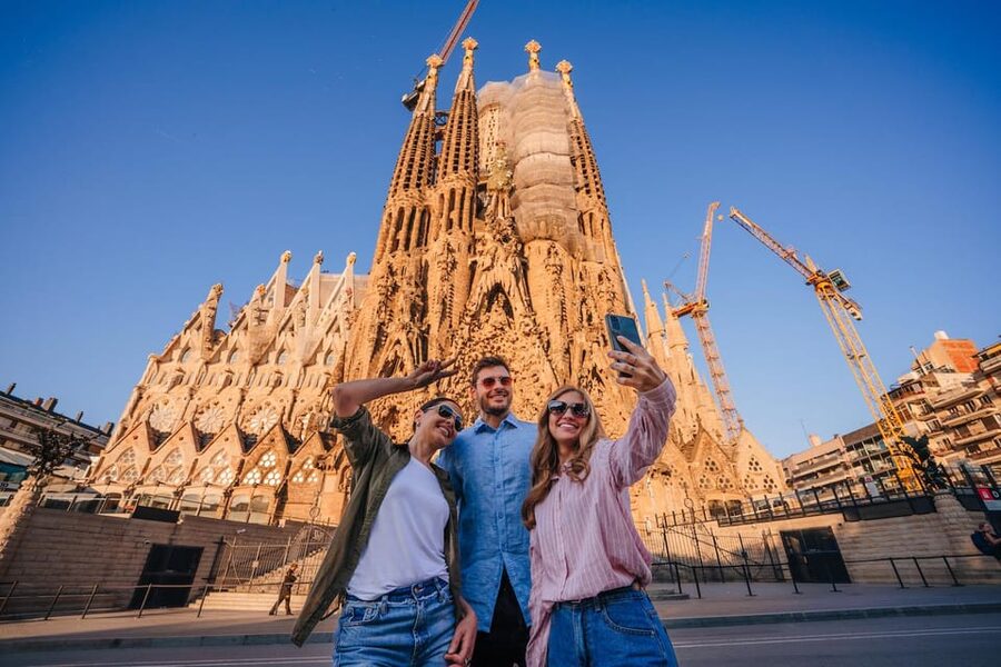 Sagrada Familia with Official Guide & Fast-Track Entry - Inside the basilica: light, height, and a forest of columns