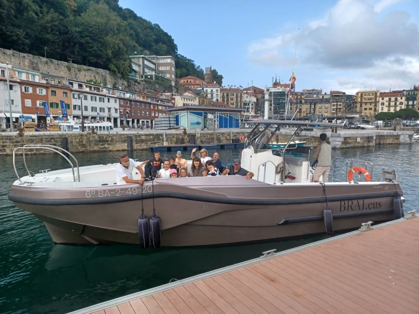 San Sebastian: 2 Bays Evening or Sunset Boat Tour with Cava - Why this boat trip adds something to San Sebastián