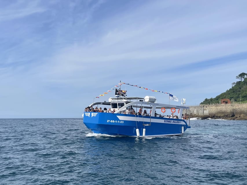San Sebastian: Boat Tour with Stop at Santa Clara - Seeing La Concha Bay From the Water