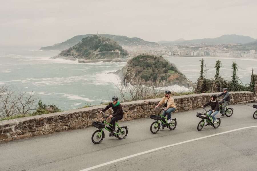 San Sebastian: Guided E-Bike Tour - The guides make the difference