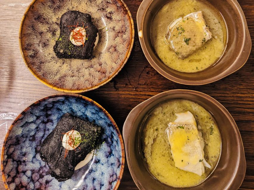 San Sebastian: Market, Pintxos and Wine Tasting Tour - The market opening: a useful taste of Basque produce