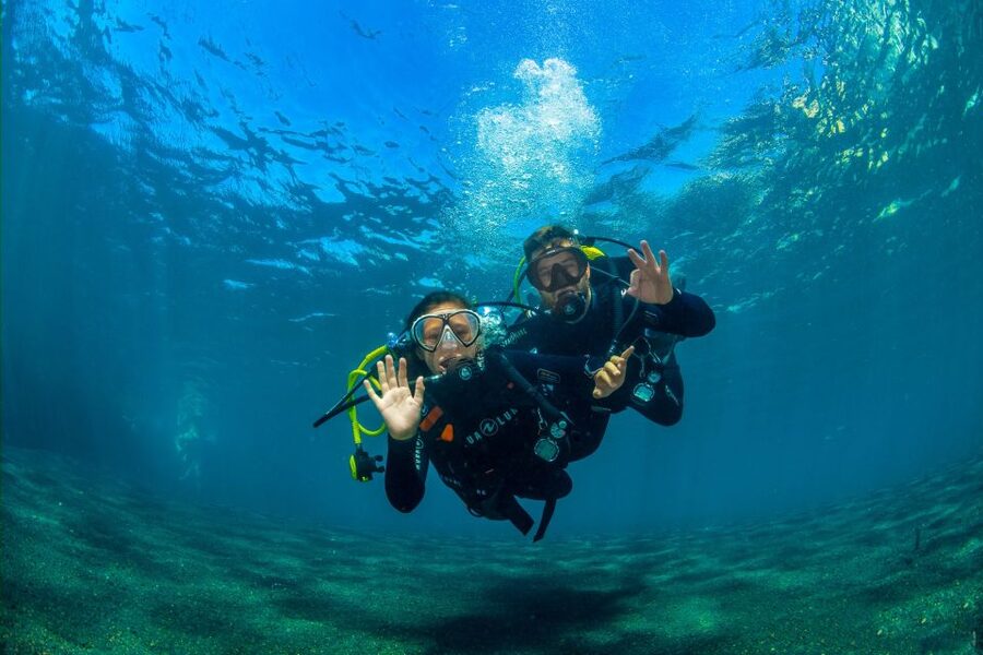 Santa Cruz de Tenerife: Beginner's Diving & Introduction - Thirty to 45 minutes among fish and rock