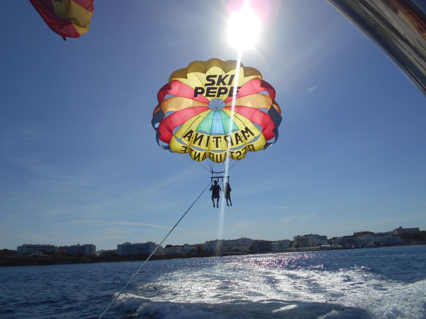 Santa Eulària des Riu: Parasailing Boat Cruise with Drinks - What the launch and landing feel like