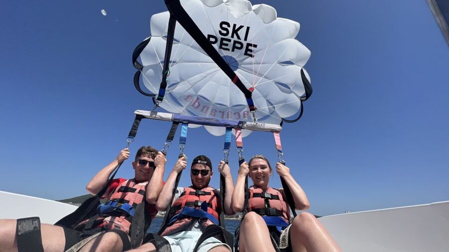 Santa Eulària des Riu: Parasailing Boat Cruise with Drinks - Who will enjoy this Ibiza activity?