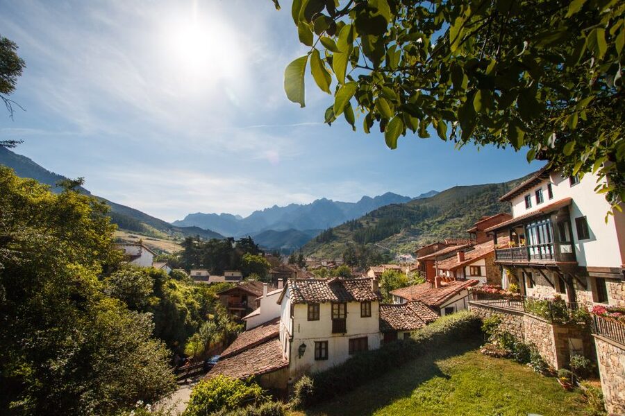 Santander: Picos, Santo Toribio Monastery and Potes Day Tour - Who should book this Picos day tour?