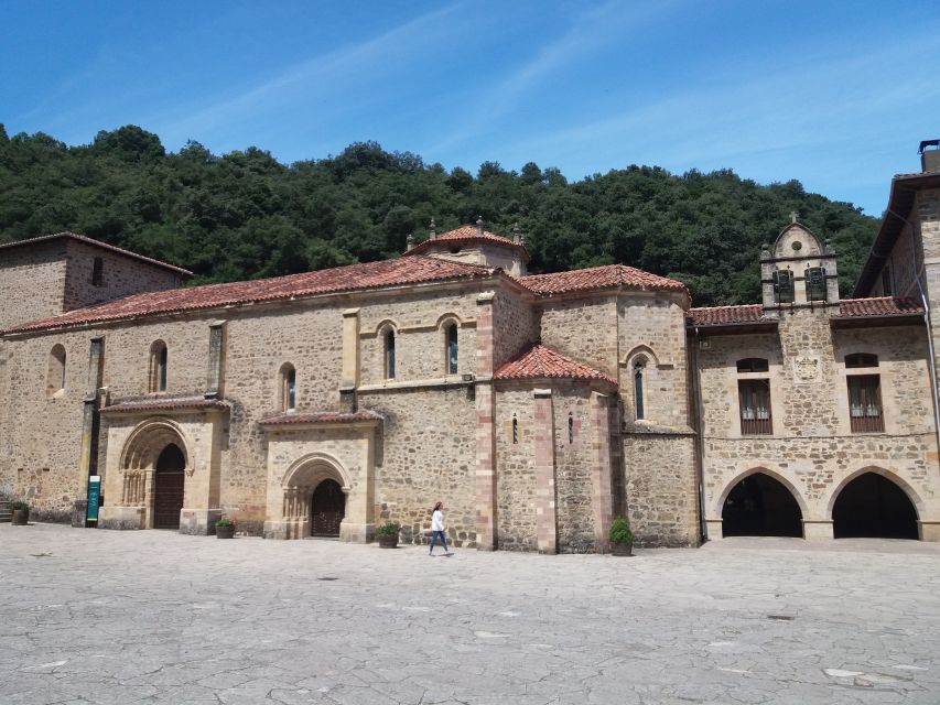 Santander: Picos, Santo Toribio Monastery and Potes Day Tour - Fuente Dé, where the cable car reaches 1,823 metres
