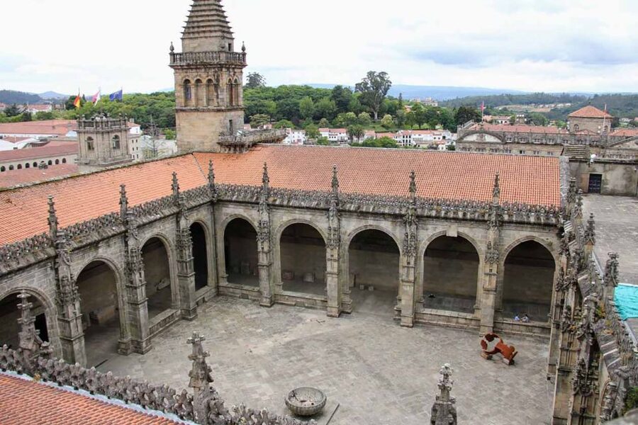 Santiago: Cathedral & Museum Tour + Pórtico of Glory Option - What the Cathedral Museum adds