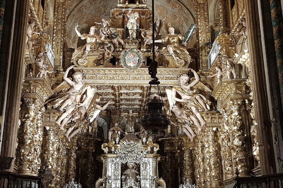 Santiago Complete Tour: City, Portico and Cathedral Tickets - Entering the Cathedral of Santiago