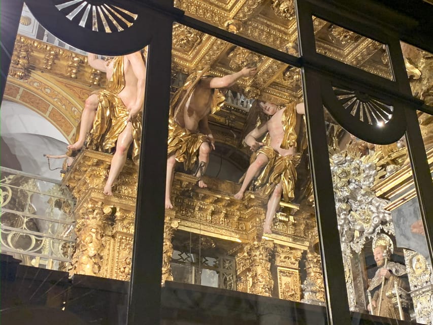 Santiago de Compostela Cathedral and Museum Guided Tour - Chapels, altar details, and sacred art
