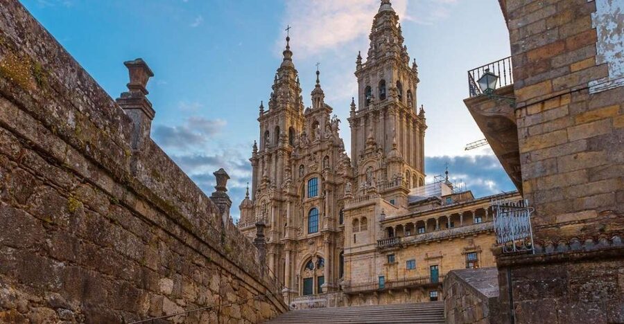 Santiago de Compostela Full-Day Tour From Porto - Santiago de Compostela and the pull of the Camino