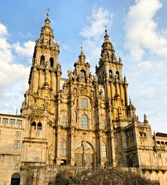 Santiago de Compostela Full-Day Tour From Porto - The final hour back to Porto