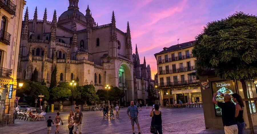 Segovia Cathedral Entrance Ticket - Flemish paintings, Castilian art, and two textile collections