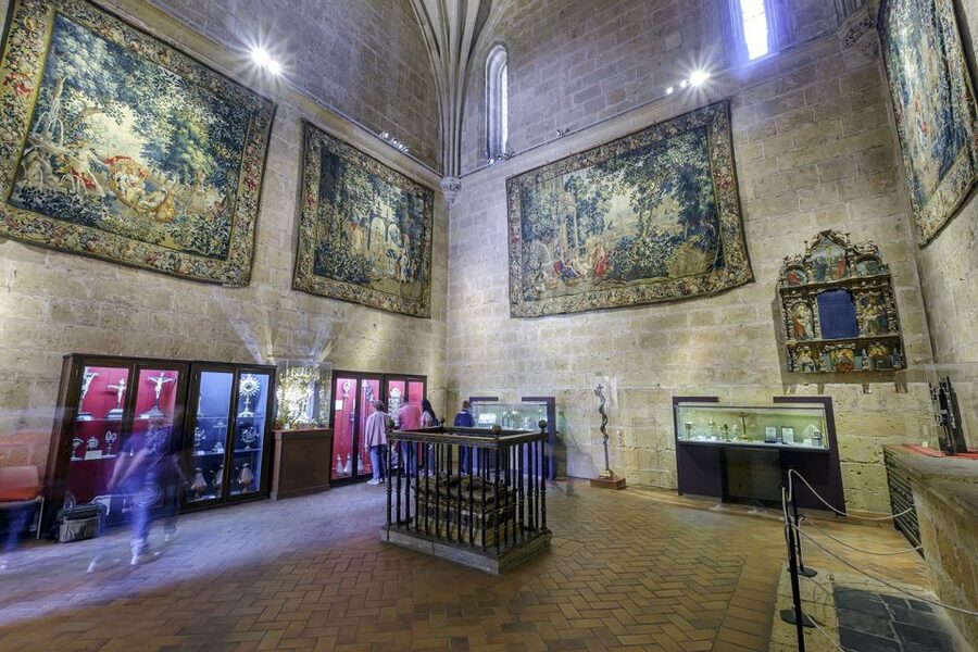 Segovia Cathedral Entrance Ticket - Is the pre-reserved ticket really faster?