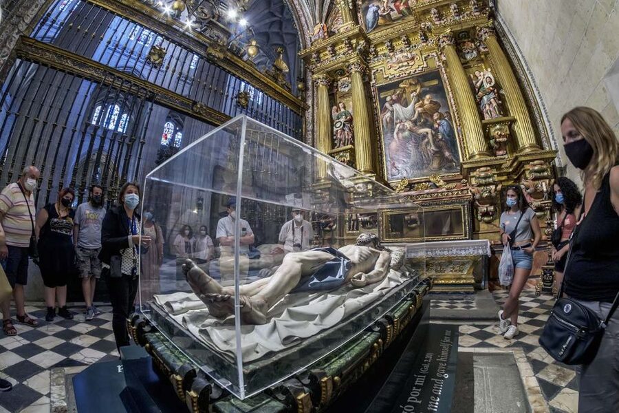 Segovia Cathedral Entrance Ticket - Who will enjoy this cathedral visit most?