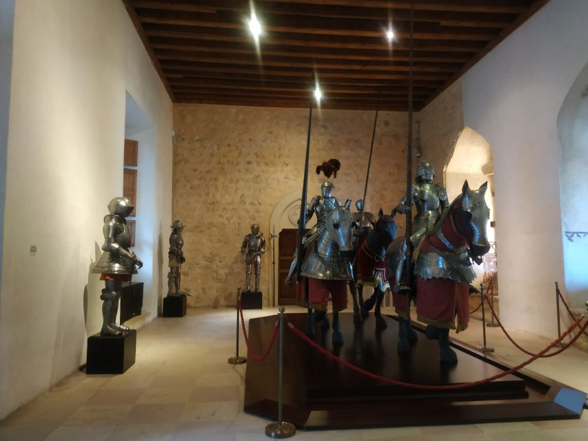 Segovia: Guided Walking Tour with Cathedral & Alcázar Entry - Who should book this Segovia walk?