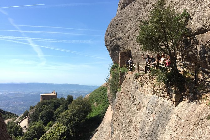 Semi-Private Montserrat Monastery & Hiking Experience - Free time for cheese, coffee, and souvenirs