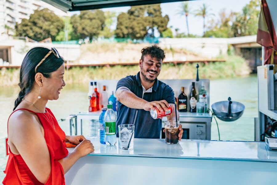 Seville: 1-Hour Guadalquivir River Sightseeing Eco Cruise - Starting at Muelle de Nueva York