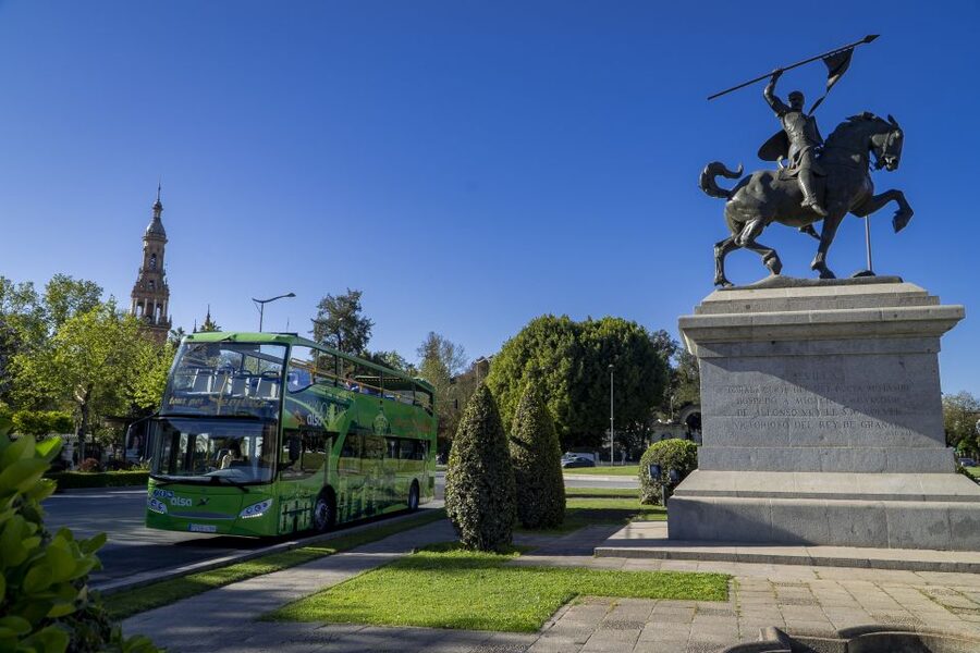 Seville: 2-Day Hop-on Hop-off Bus Ticket - San Jacinto and the Triana side
