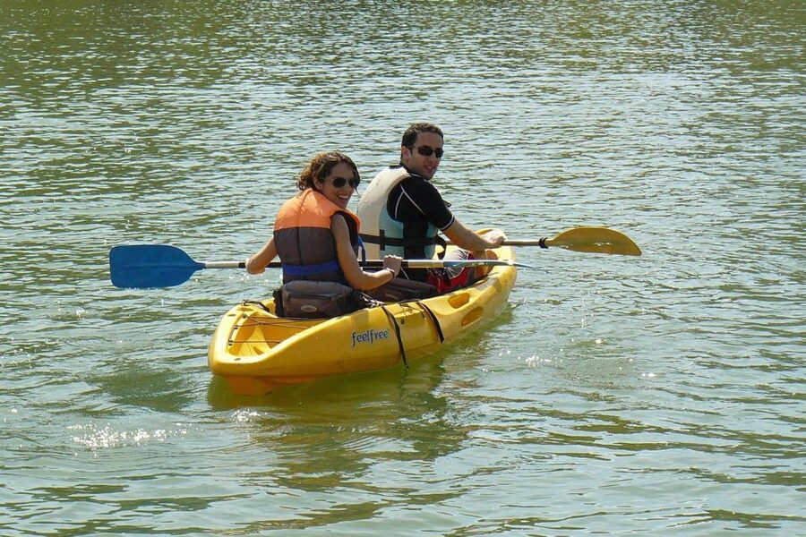 Seville: 2–Hour Guadalquivir River Kayaking Tour - Passing Triana and Calle Betis