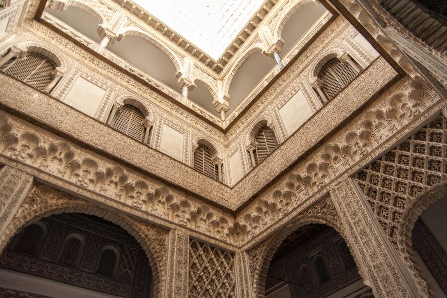 Seville: Alcázar and Cathedral Entry Ticket and Guided Tour - Who should book this Seville tour?
