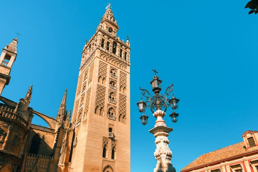 Seville: Alcázar, Cathedral & Giralda Fast Track Guided Tour - Why this Seville combination works so well