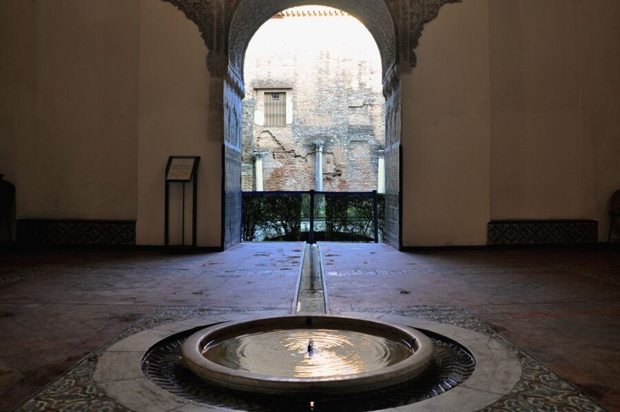Seville: Alcazar & Cathedral Skip-the-Line Guided Tour - Key points to know before booking