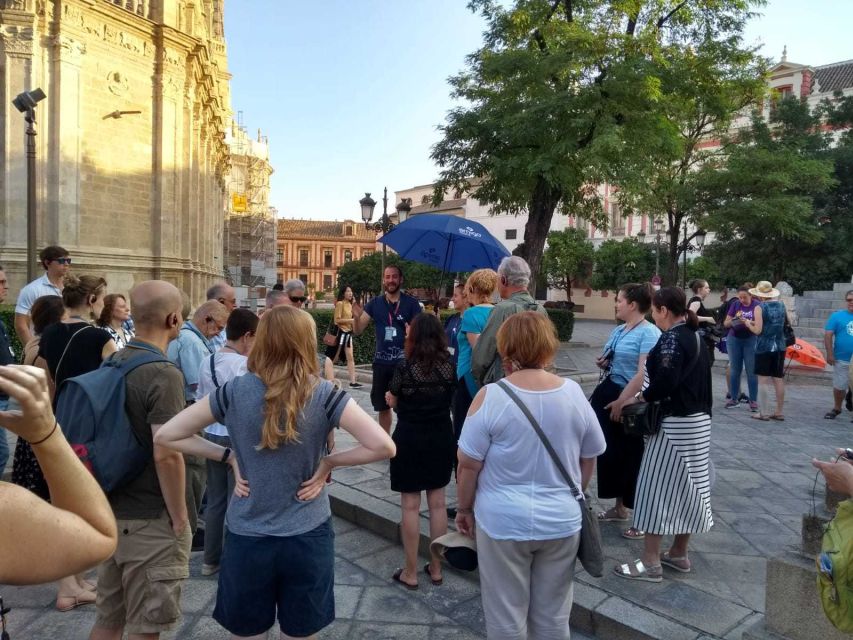 Seville: Alcázar Fast-Track Access with Guided Tour - A bilingual tour, with one important caveat