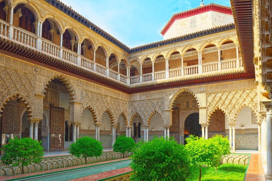 Seville: Alcázar Fast-Track Access with Guided Tour - What the 90 minutes really covers