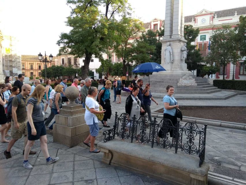 Seville: Alcázar Fast-Track Access with Guided Tour - Shared or private, and who gets the most from it