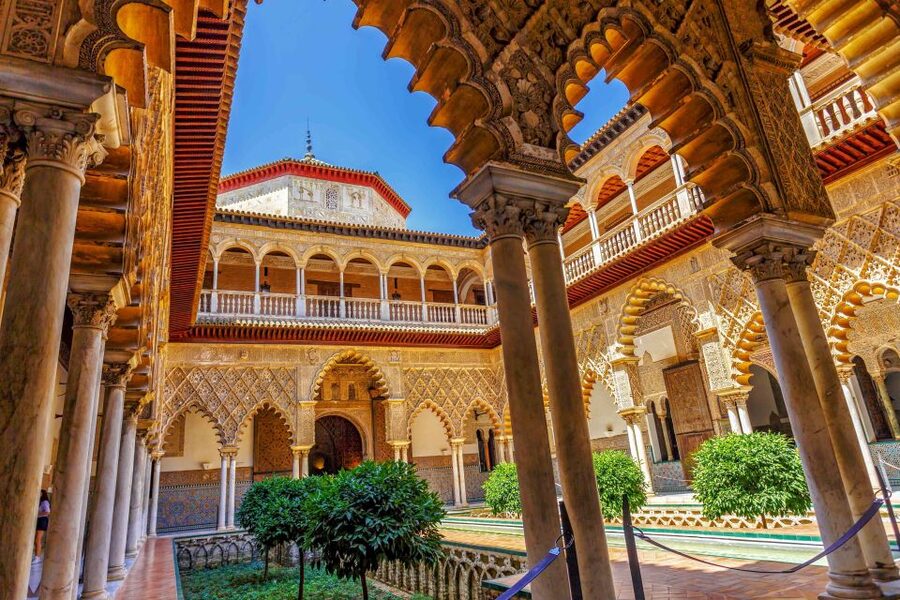 Seville: Alcázar Guided Palace Tour with Priority Access - Key points to know before booking