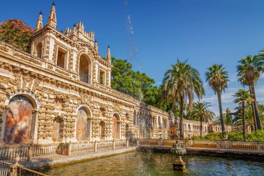 Seville: Alcázar Guided Palace Tour with Priority Access - The gardens are the tour’s best second act