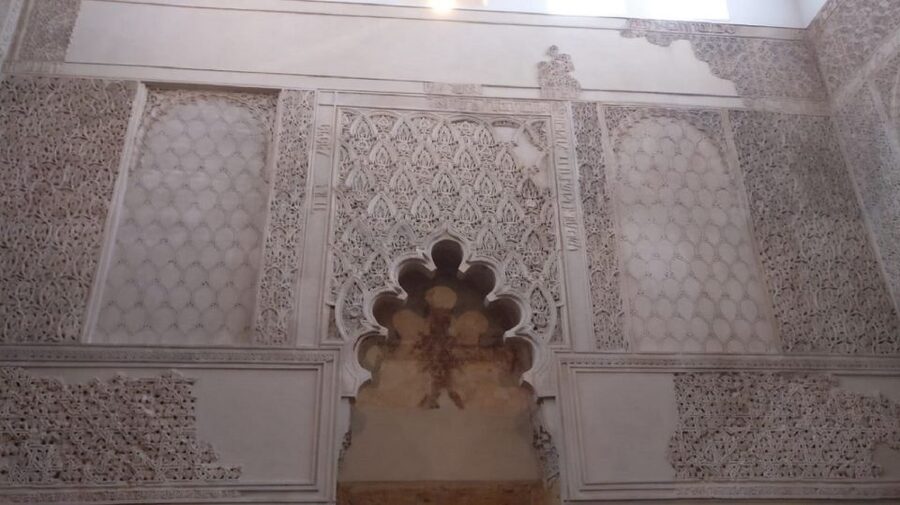 Seville: Alcázar Tour with Tickets Included - The gardens are more than a final stroll