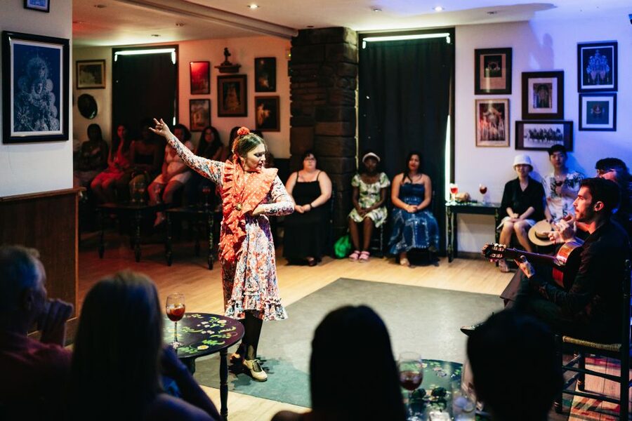 Seville: Baraka Sala Flamenca Show with Drink in Triana - Key points to know before booking