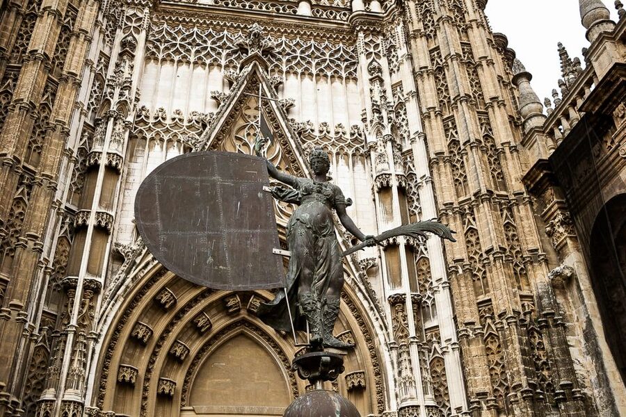 Seville: Cathedral and La Giralda Entry Ticket - Christopher Columbus and the Puerta del Príncipe