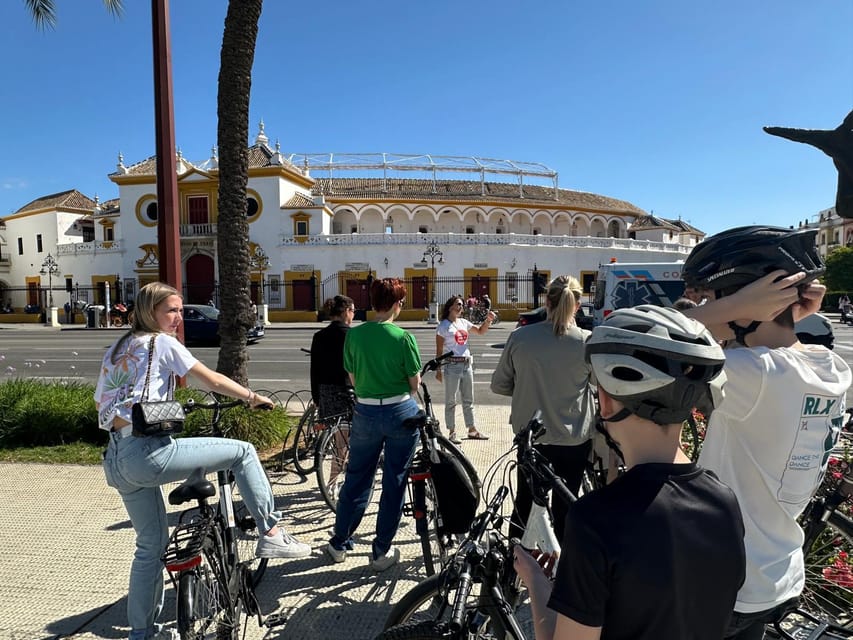 Seville: Dutch Highlights Tour - Starting behind the Murillo Gardens in Santa Cruz