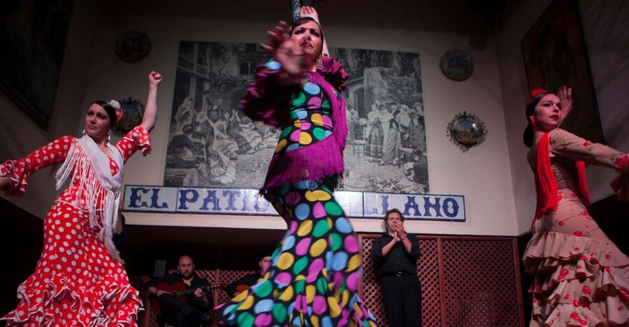Seville: El Patio Sevillano Flamenco Show Ticket & Dinner - Key points to know before you book
