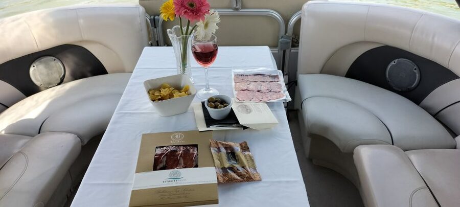Seville: Exclusive River Boat Tour with Tapas - La Cartuja and Seville’s newer side