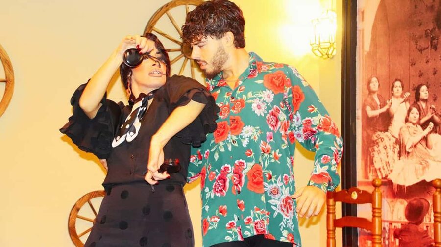 Seville: Flamenco Show at Tablao La Cantaora - Drinks, Cocktails, and Catering Choices