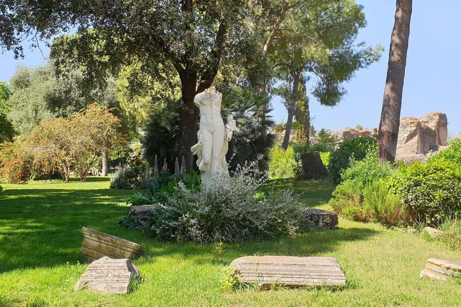 Seville: Game of Thrones and Roman Empire Italica Tour - The four things to know before you go