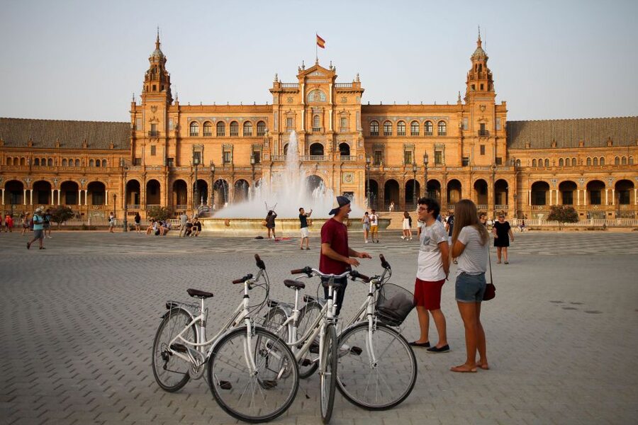 Seville: Guided Sunset Bike Tour - Key points at a glance