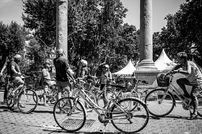 Seville Highlights Bike Tour (English) - River views at Torre del Oro and Triana
