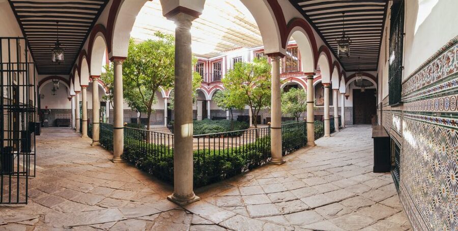 Seville: Hospital de los Venerables Ticket with Audio Guide - Key points to know before you go