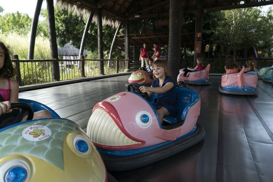 Seville: Isla Mágica with Optional Agua Mágica Park Tickets - How to plan a full eight-hour visit