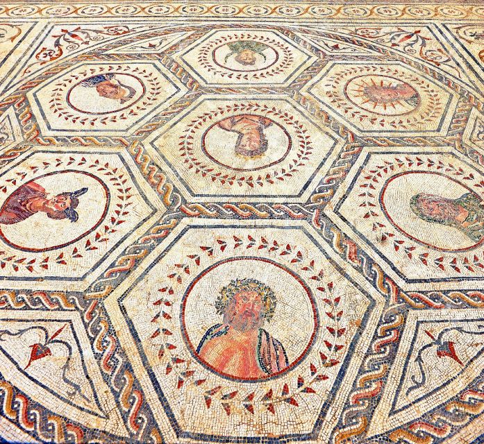 Seville: Italica Roman Ruins City Tour - How group size and language affect the visit