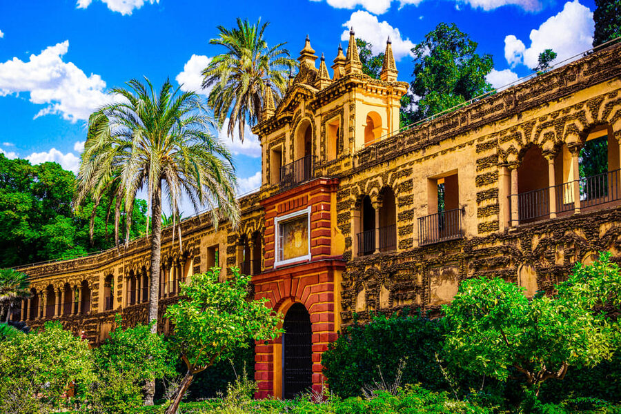 Seville: Priority Access Cathedral, Giralda & Alcázar Tour - Starting at Plaza del Triunfo