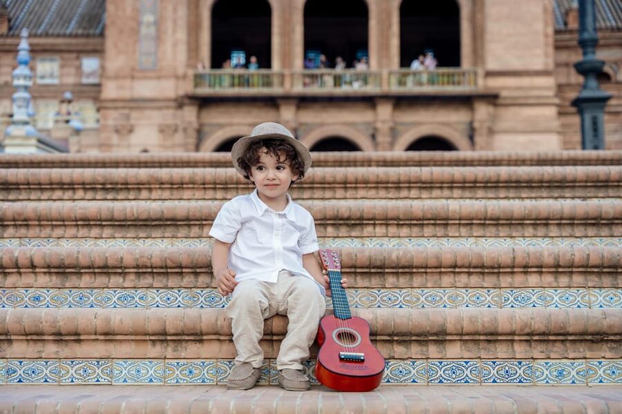 Seville: Professional Photoshoot - Why the photographer’s local experience matters