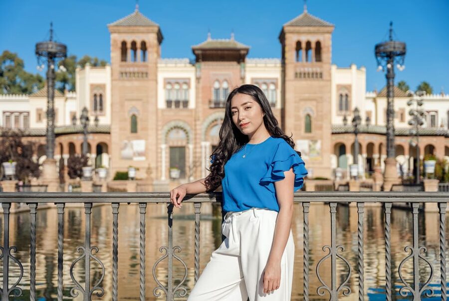 Seville: Professional Photoshoot at Plaza de España - Why a Plaza de España photoshoot is worth considering