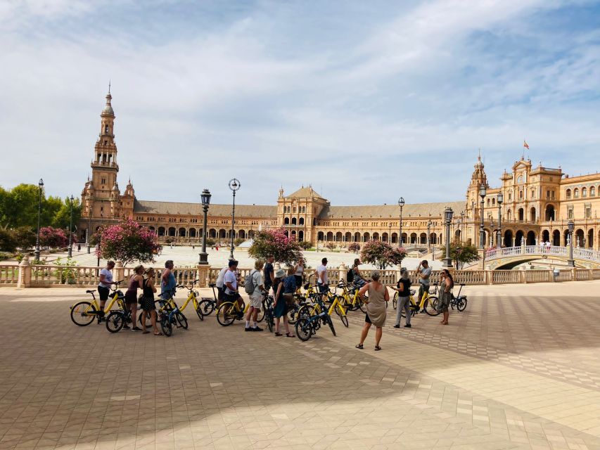 Seville: Relaxing City Bike Tour with a Tour Guide - Quick points before you book